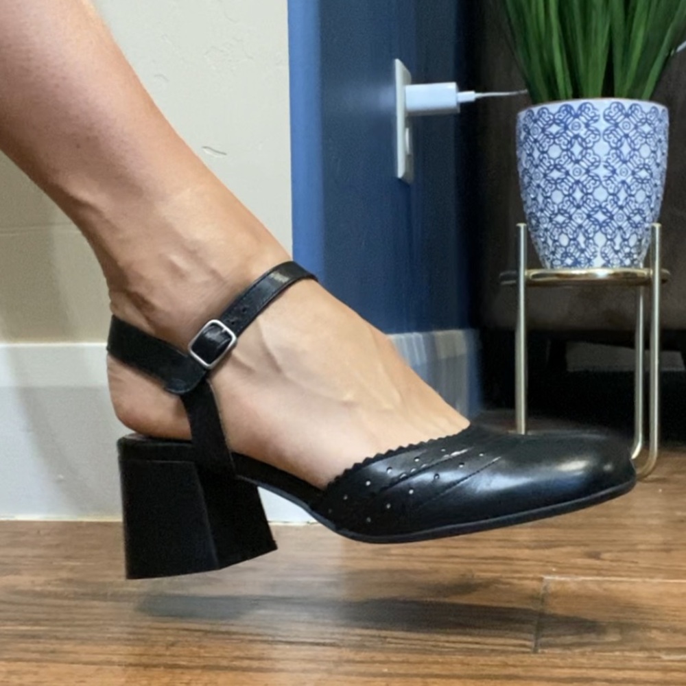 Miz Mooz Black Leather Mary Jane Slingback Heels. Unworn. Beautiful shoes - Picture 14 of 16